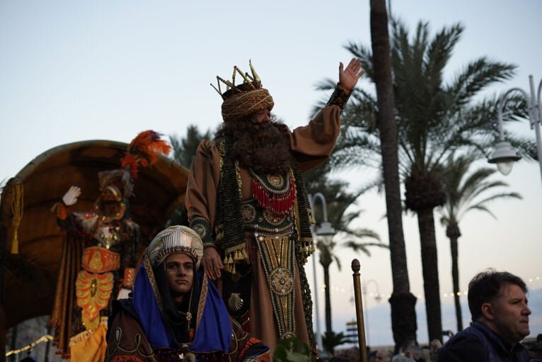 Parade der Heiligen Drei Könige im Hafen von Xàbia 2023 45