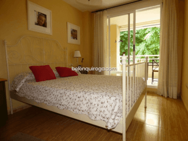 Dormitorio principal con salida a la terraza