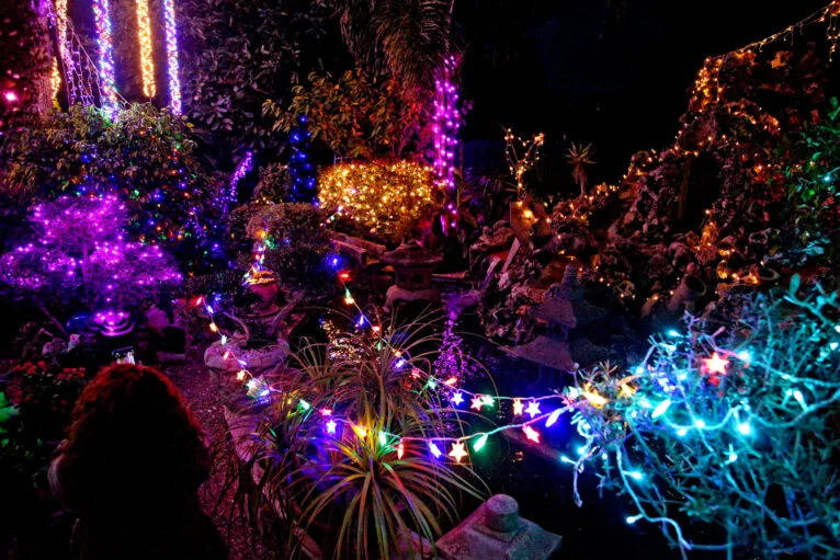 Рождественское освещение в доме в Хавеях (7)