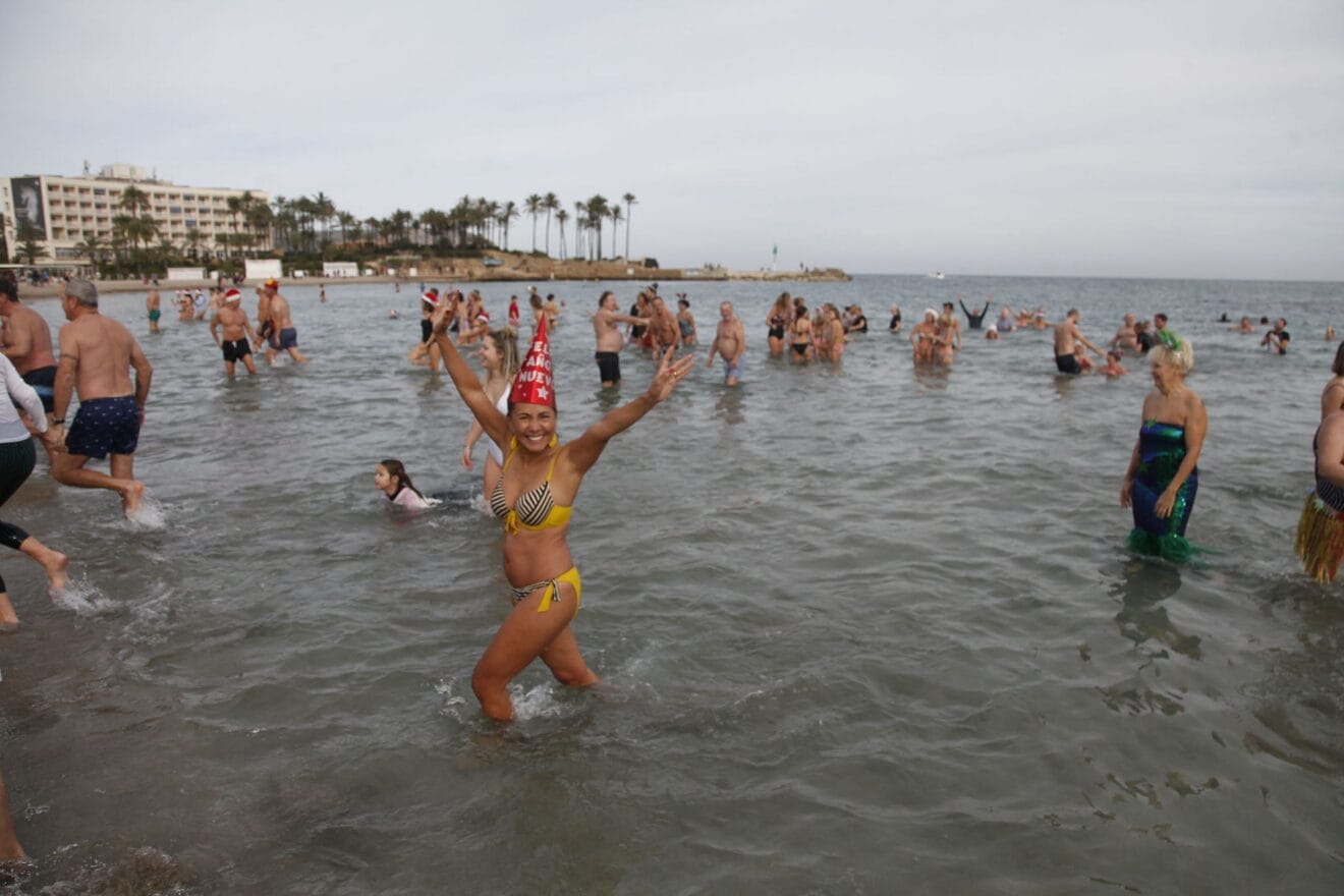 Primer baño del año 2023 en Xàbia36