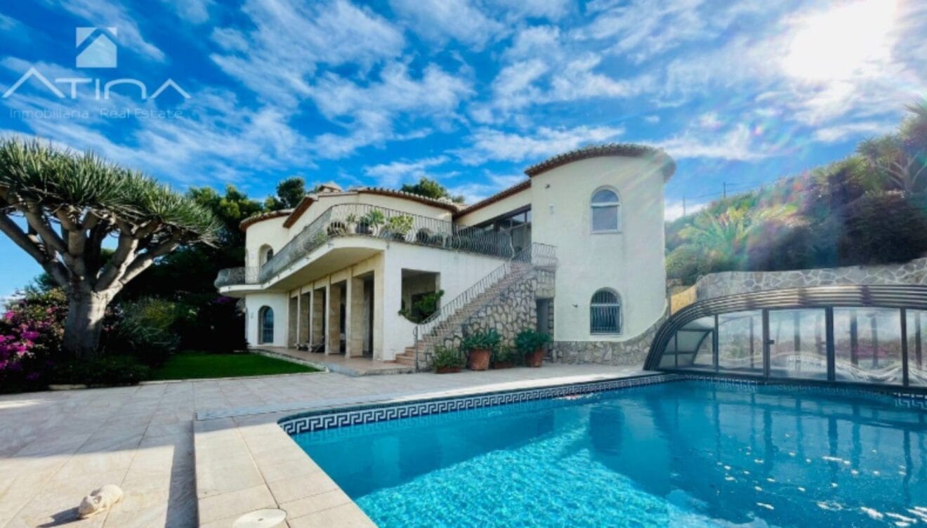 Villa de ensueño con piscina climatizada