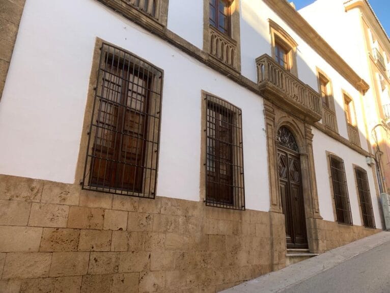 Casa Abadía