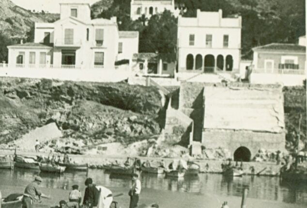 Imagen: Refugio en el Puerto de Xàbia. Foto de los años 50