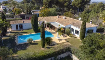 300 m2 de superficie en la villa