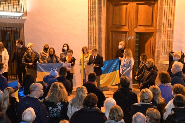 Imagen: Acto de concentración de la población ucraniana en Xàbia