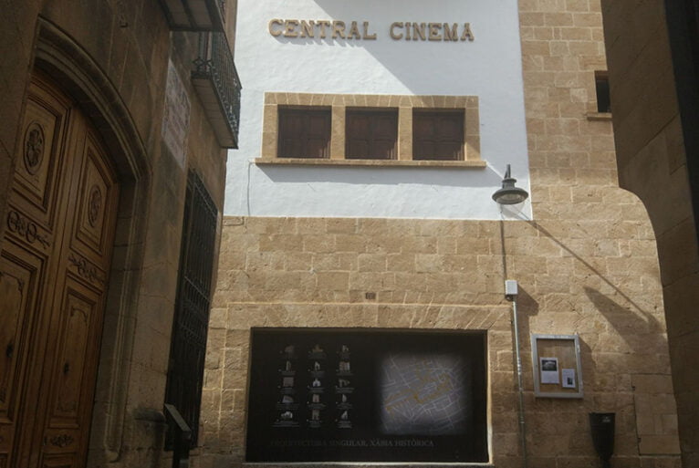Fachada del Central Cinema Xàbia