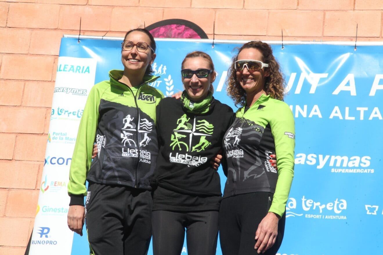 Podio Femenino de la Volta a Peu Xàbia 2023