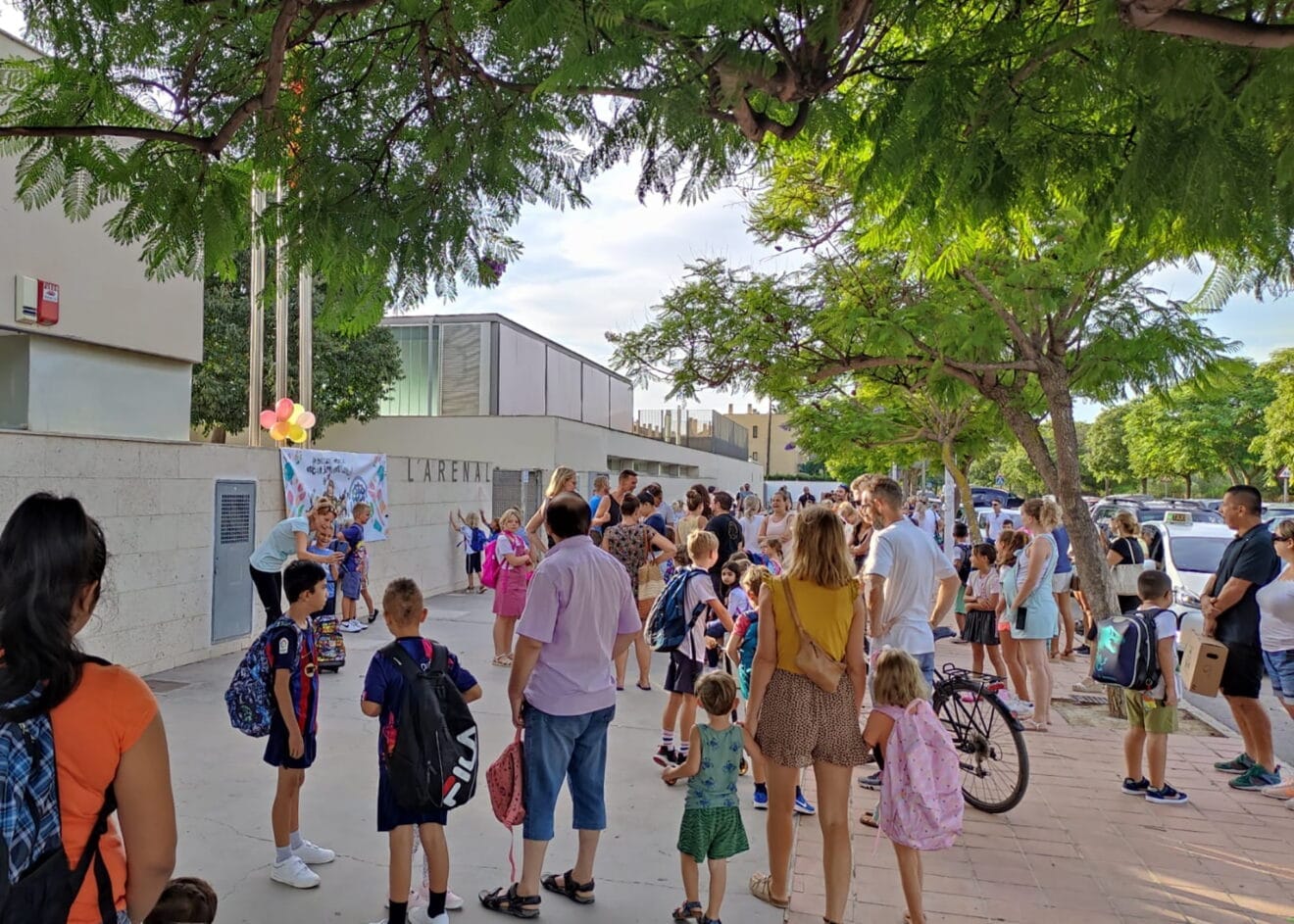 Inicio del curso 2022-23 en el CEIP Arenal de Xàbia (archivo)