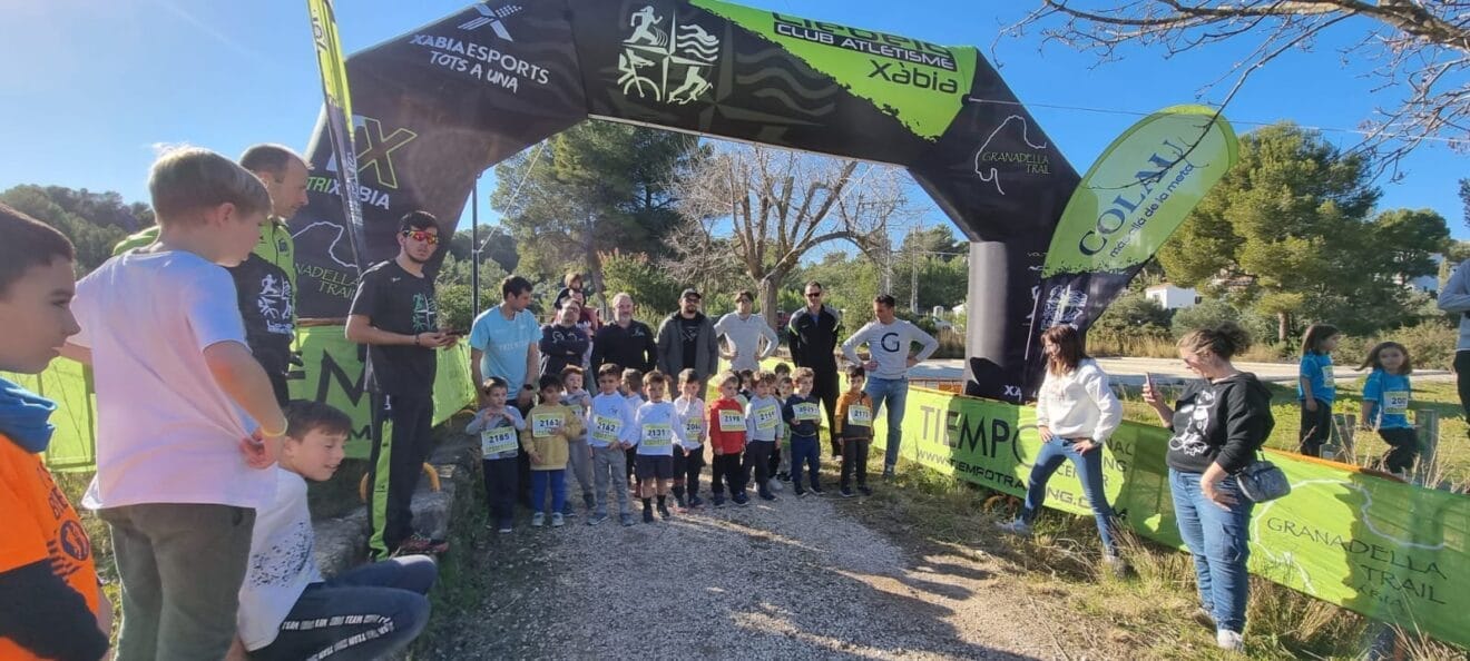 Participantes de la Minitrail Granadella Xàbia 2023-10