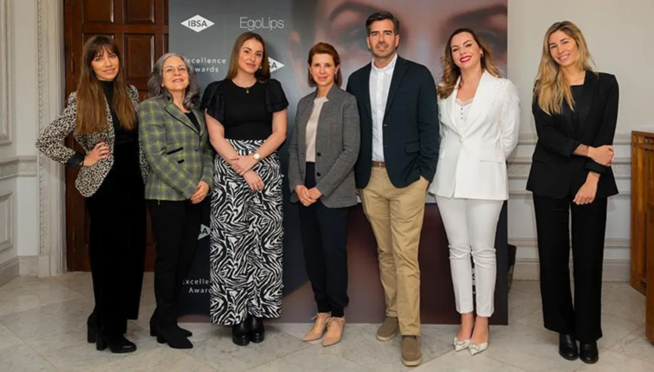 Finalistas de la Primera edición EgoLips IBSA Derma Iberica y la Dra. Ribé