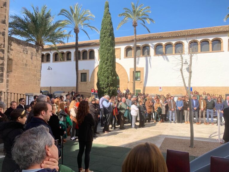 Inauguración de la Plaza y homenaje a Doña Ramona (14)