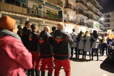 Filaes de Moros y Cristianos de Xàbia en la entraeta del Mig Any