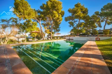 Piscina del hotel ideal para el verano