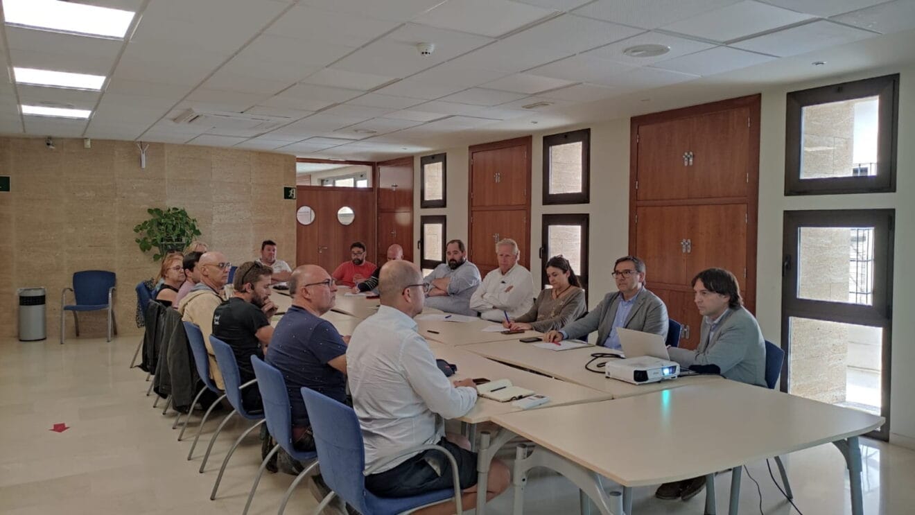Reunión con los empresarios de ocio turístico