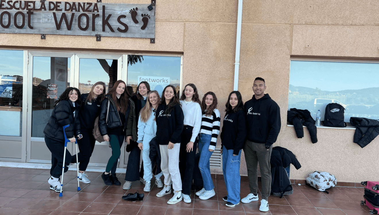 Alumnas de Foot Works en la escuela de Jávea