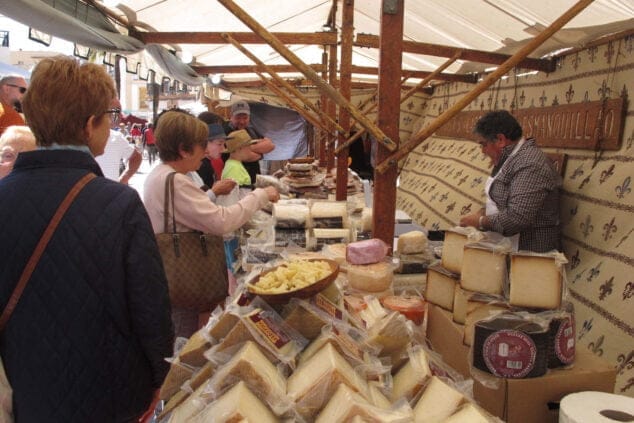 Imagen: Ambiente en la Fira d'Artesania de Xàbia