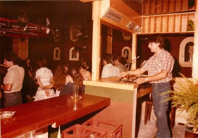 Imagen: Cabina de la discoteca Vikingo