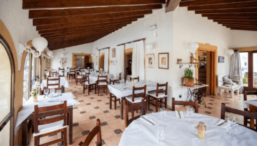 Comedor tradicional y acogedor cerca del icónico cabo de San Antonio