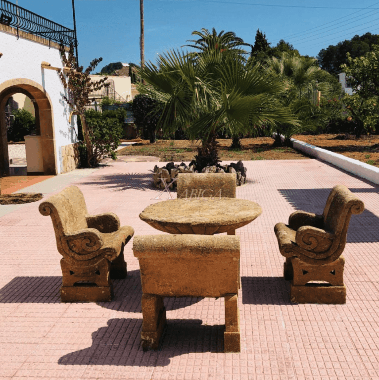 Encantadora villa en una zona tranquila y orientada al sur