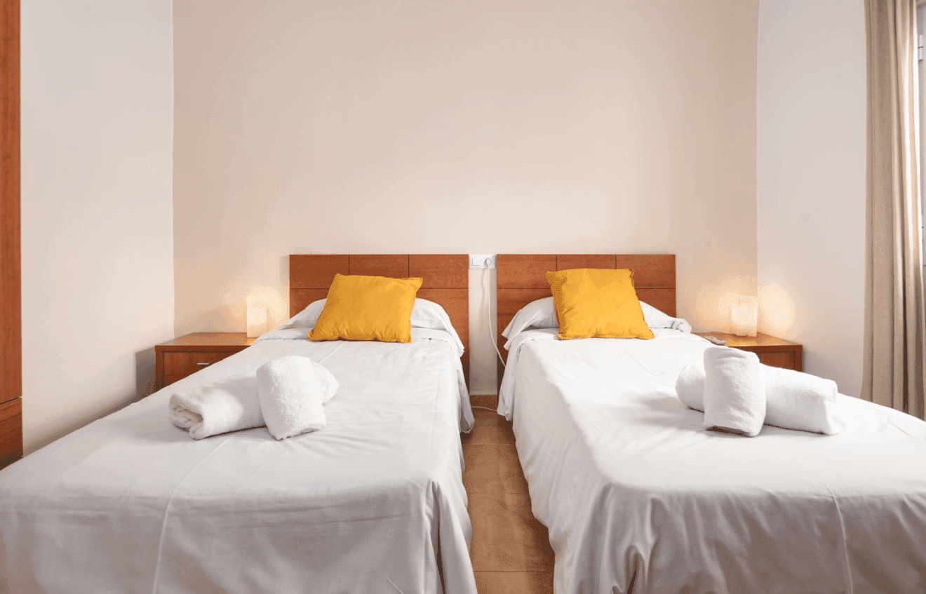 Habitaciones con aire acondicionado y camas individuales