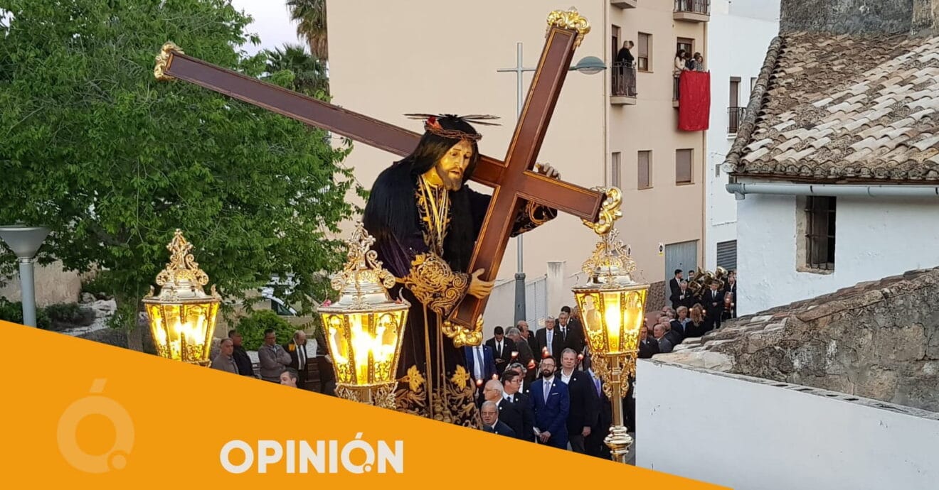 Imagen de Jesús Nazareno en la procesión de subida al Calvario