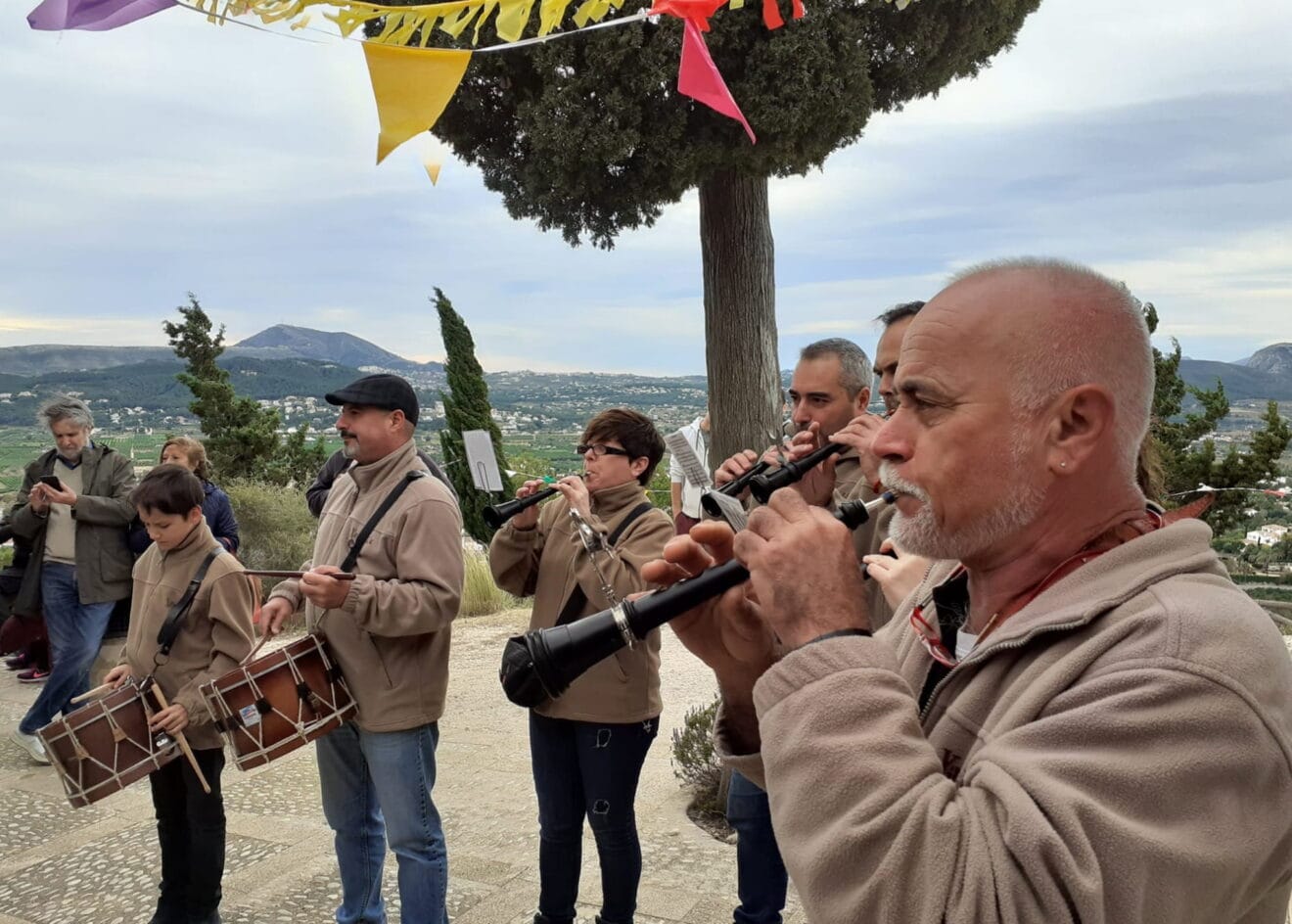 La Colla Xirimitab's de Xàbia en una actuación