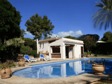 Apartamento independiente junto a la piscina ideal para invitados