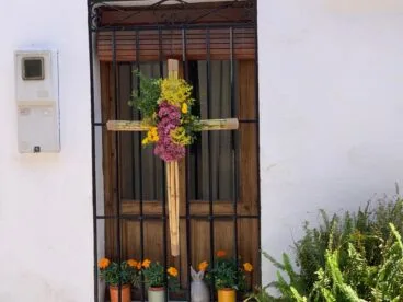 Cruz situada en calle Mare de Déu del Pópul