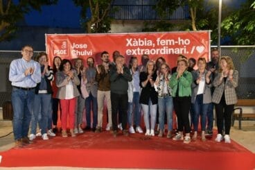 Candidatura del PSOE Xàbia en el mitin del barrio Freginal