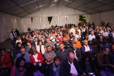 Público en el concierto de Teresa Salgueiro en Xàbia Folk 2023