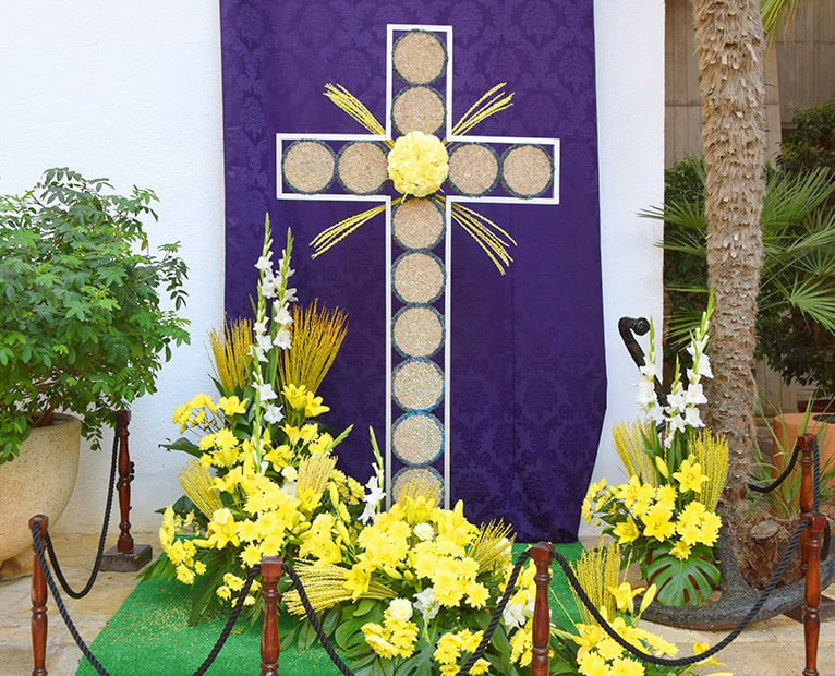 Cruz de la Parroquia de Nuestra Señora de Loreto