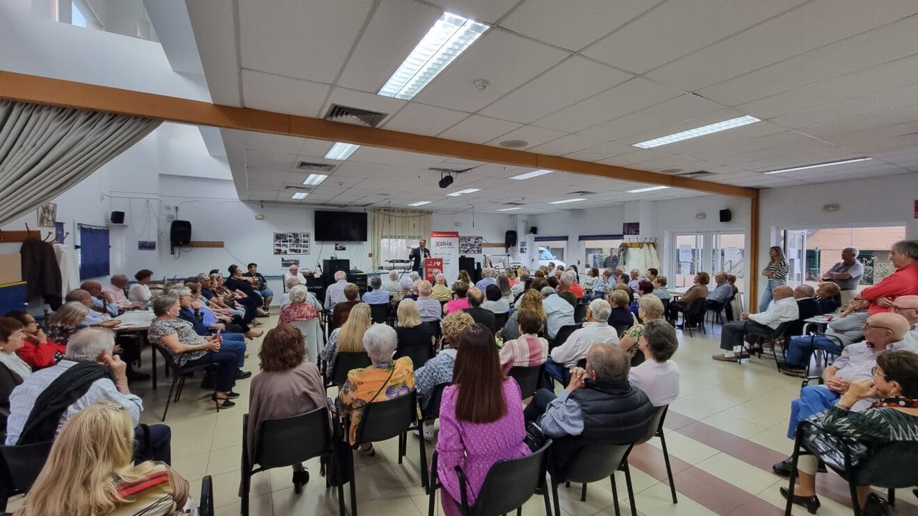 José Chulvi en el acto del PSOE con la Asociación de Jubilados