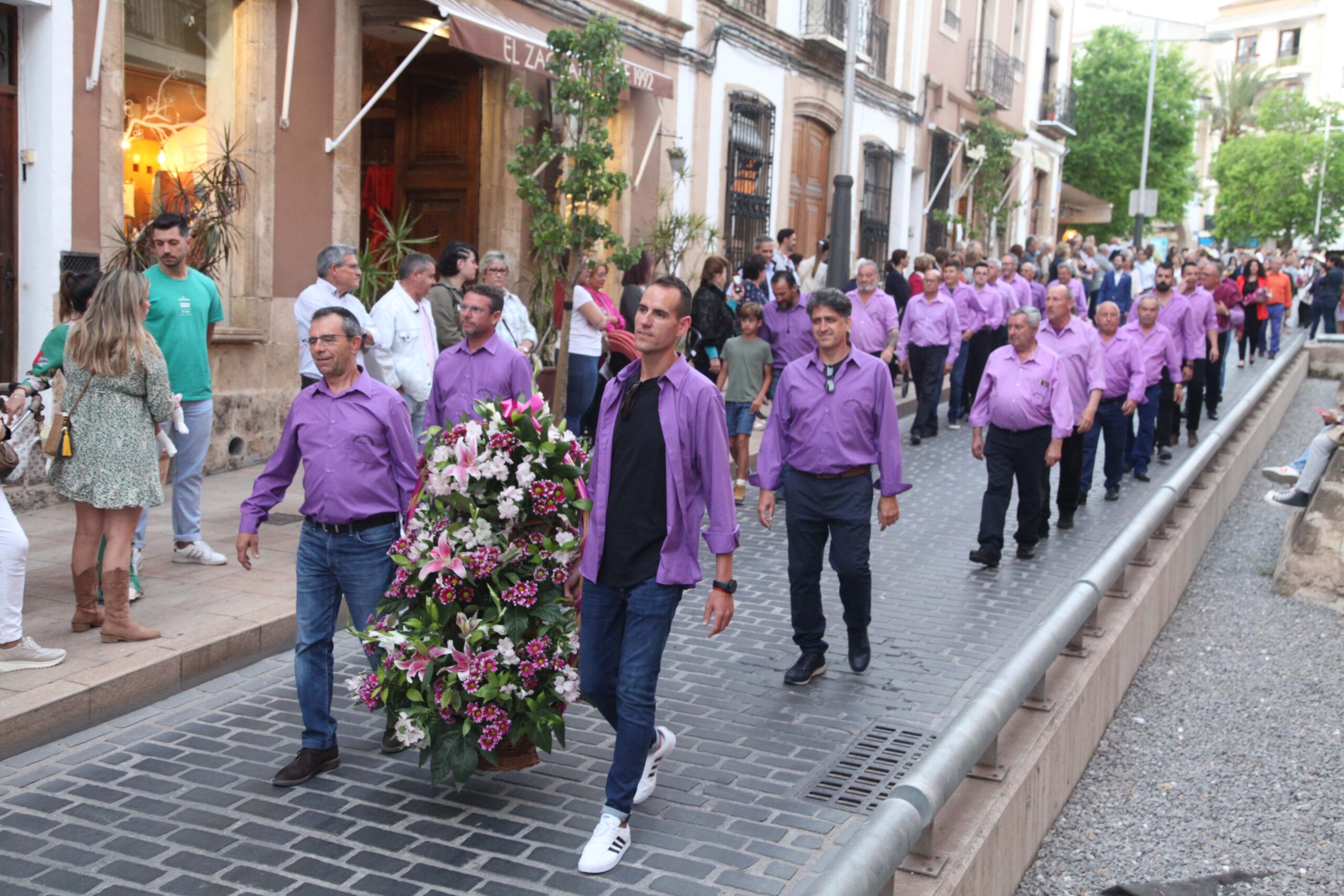 Ofrenda de flores a Jesús Nazareno 2023 (45)