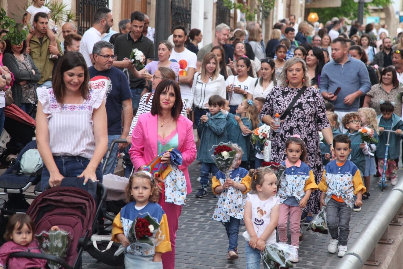 Ofrenda de flores a Jesús Nazareno 2023 (5)