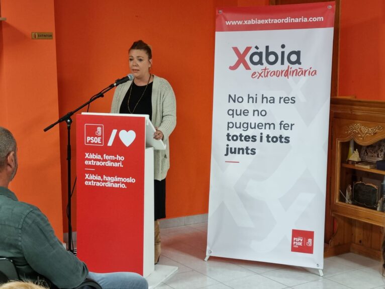 Olga Sales en cas de PSOE Xàbia