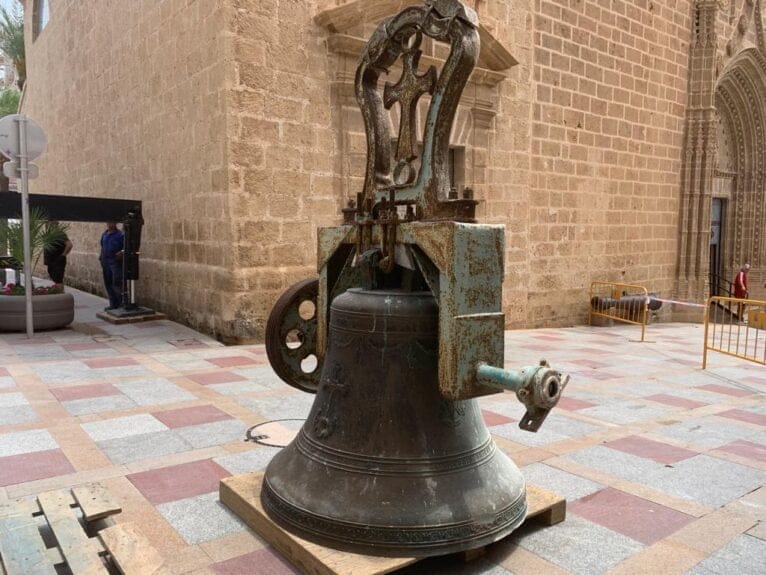 Campana Bertomeua de la Iglesia de San Bartolomé de Xàbia