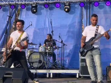 Toxic actuando en el Montgorock Xàbia Festival 2023
