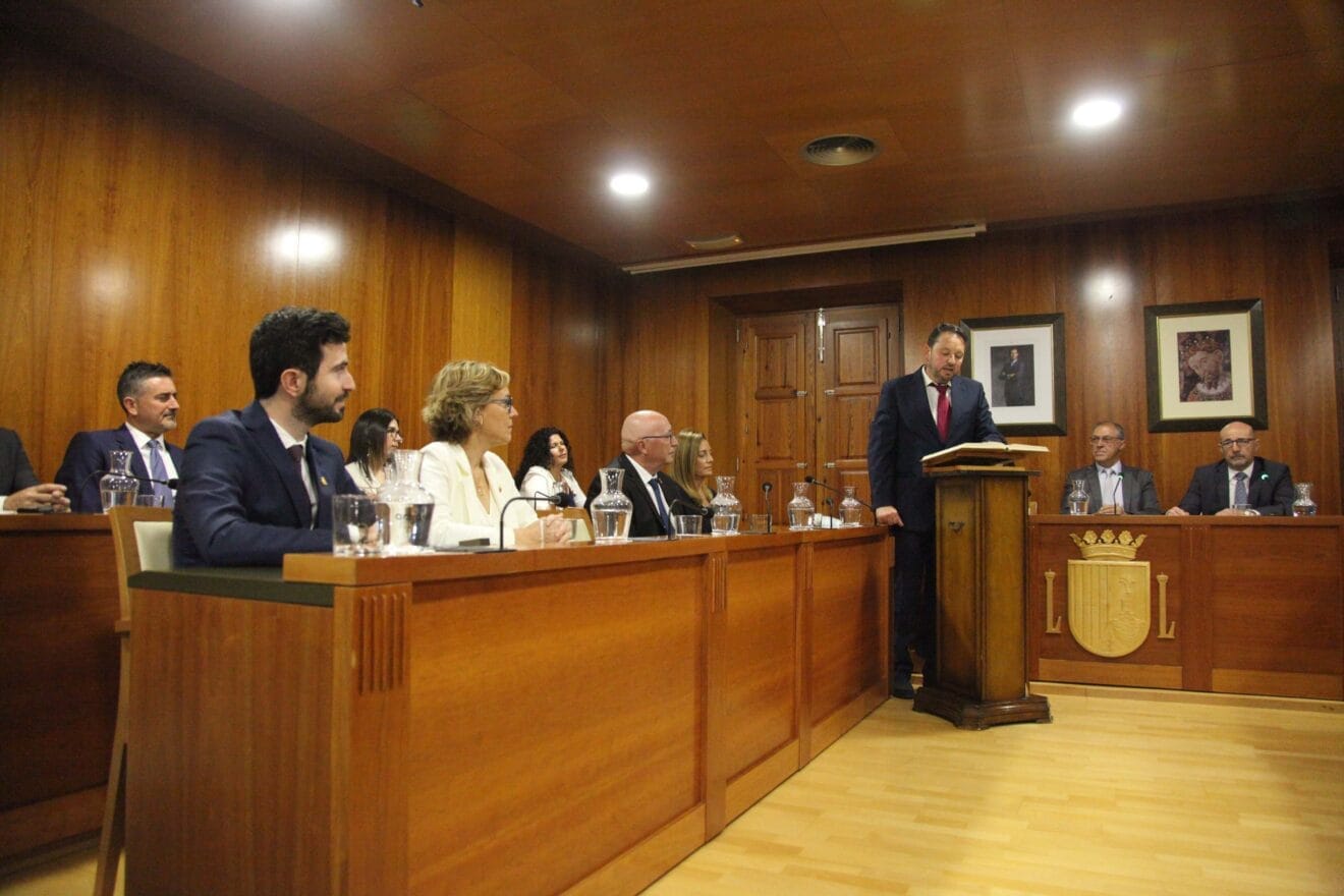 José Marcos, edil de VOX en la toma de posesión