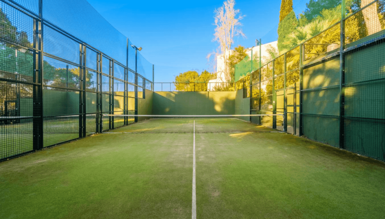 Juega a pádel cuando quieras y con quien quieras