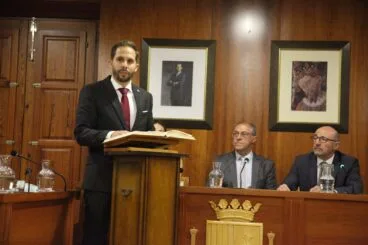 Pleno de investidura en el Ayuntamiento de Xàbia 2023 (4)