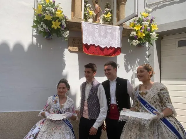 Imagen: Presidentes de Fogueres Xàbia 2023 en raïm i bacores