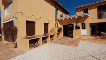 Zona exterior de barbacoa