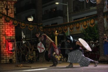 Embajada y reconquista del castillo  (20)