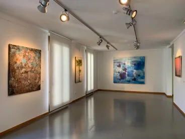 Exposición de Vicente Talens y artistas de la comarca en Ca Lambert (4)