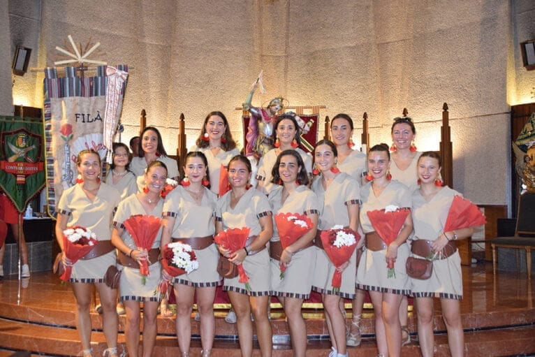 Filà Bandoleres en la Ofrenda de flores a Sant Jaume 2023