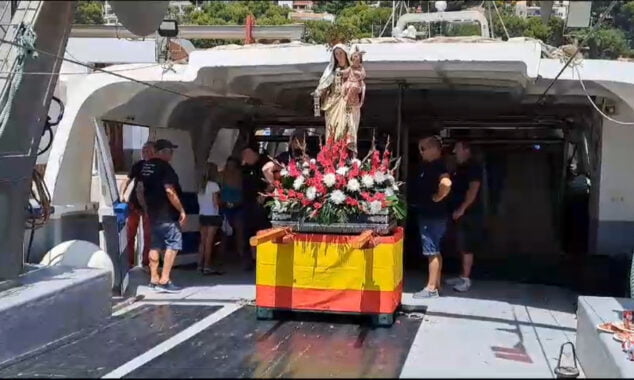 Imagen: La Virgen del Carmen en la embarcación Sol Tercer