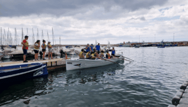 Practicar remo en Jávea