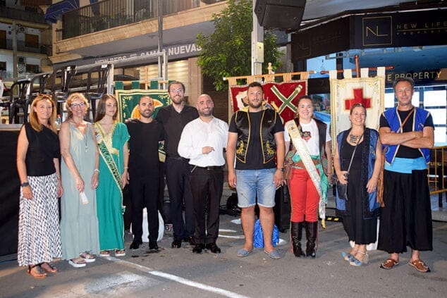 Imagen: Reconocimiento a Gonzalo de la Guía, Rubén Penadés y David Doménech tras el concierto