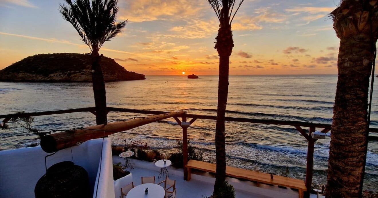 Cala del Portitxol e isla vista desde Cala Clemence | Foto Cala Clemence