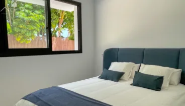 Dormitorios acogedores y espaciosos para el descanso y el bienestar de toda la familia